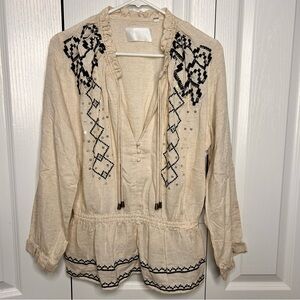 Piper By Townsen Embroidered Studded Boho Tunic Top Cream Navy Size Small NWT